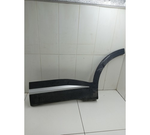 Накладка двери задняя левая нижняя