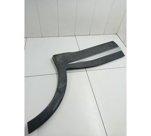 Накладка двери задняя левая нижняя