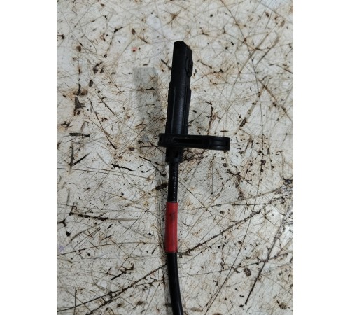 Датчик ABS передний правый