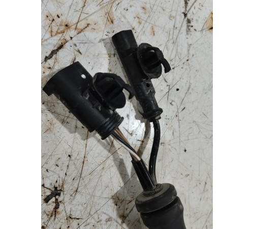 Датчик ABS передний правый