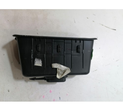 Ручка открывания багажника