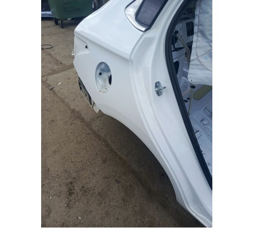 Крыло заднее правое