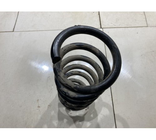 Пружина подвески (передняя, правая)