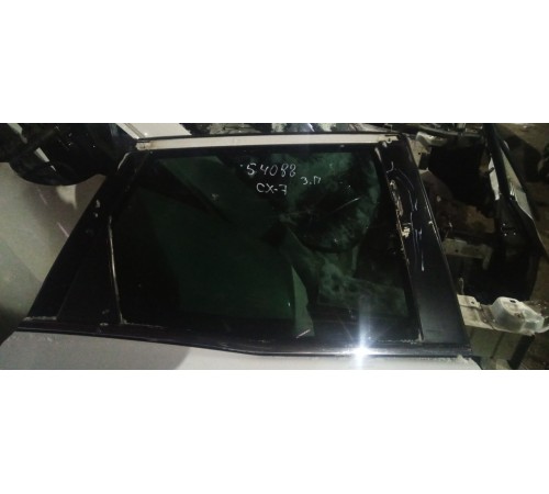 Стекло двери задней правой