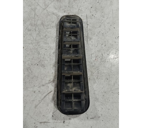 Решетка вентиляционная правая