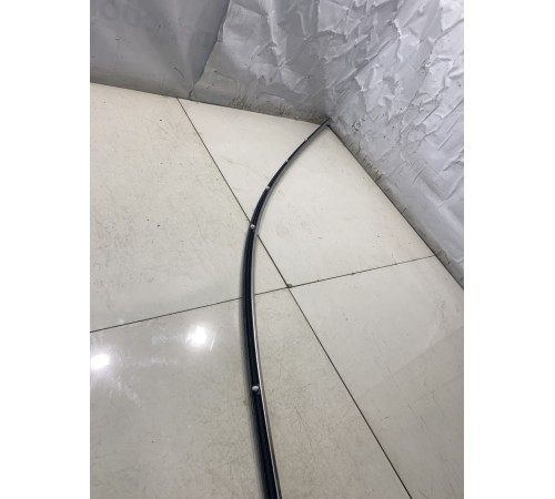 Молдинг (левый)