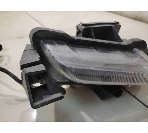 фара ходового огня правая