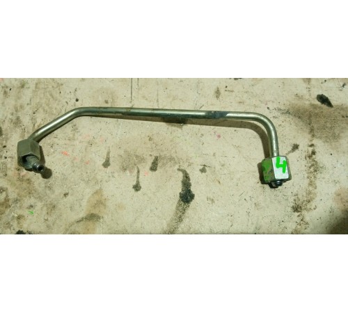 Трубка топливная  на 4 цилиндр