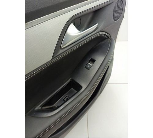 Обшивка двери задняя левая