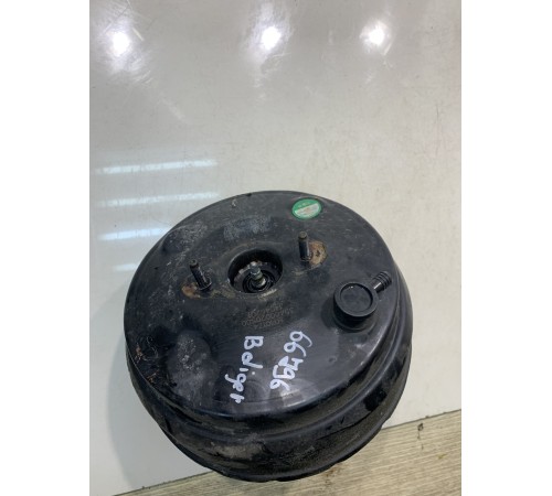 Вакуумный усилитель тормозов