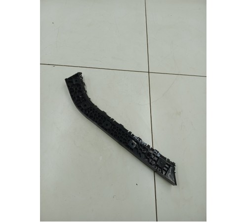 Кронштейн крепление заднего бампера правый