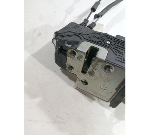 Замок передний правый