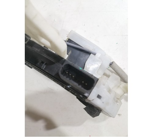 Замок передний правый