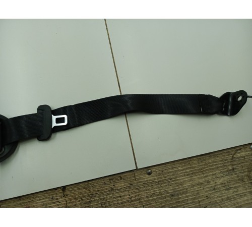 Ремень безопасности задний левый(3)