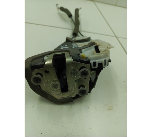 Замок двери задний левый