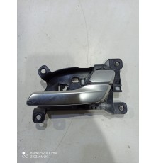 Ручка двери (задняя правая внутренняя)