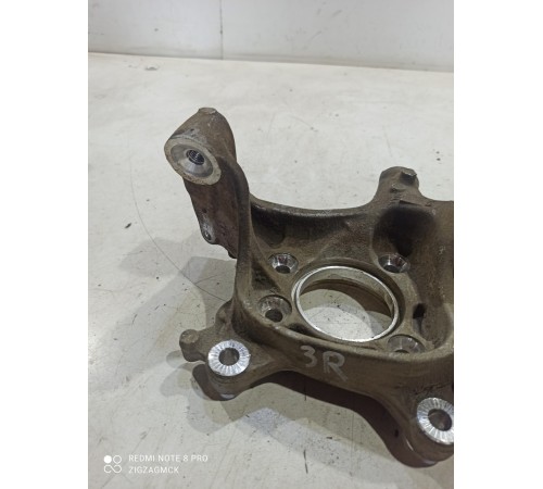 Кулак поворотный (задний, правый)