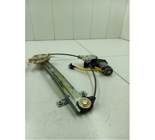 Стеклоподъемник двери задний левый