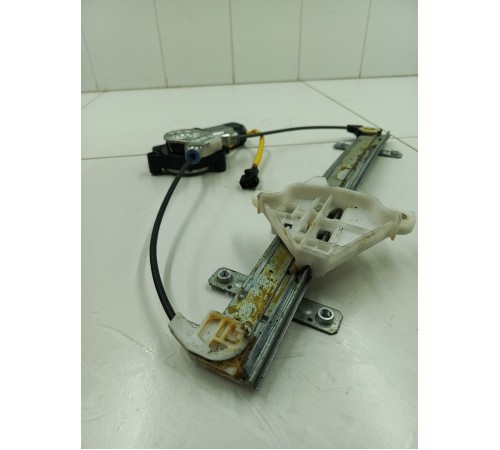 Стеклоподъемник двери задний левый