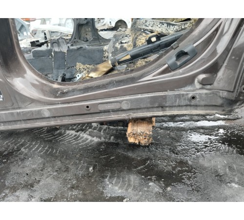 Порог со стойкой(левый)