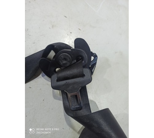 Ремень безопасности (передний правый)