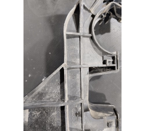 Кронштейн(крепление) кузова левый