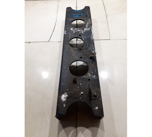 Траверса рамы передняя