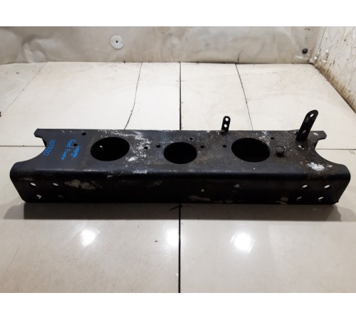 Траверса рамы передняя