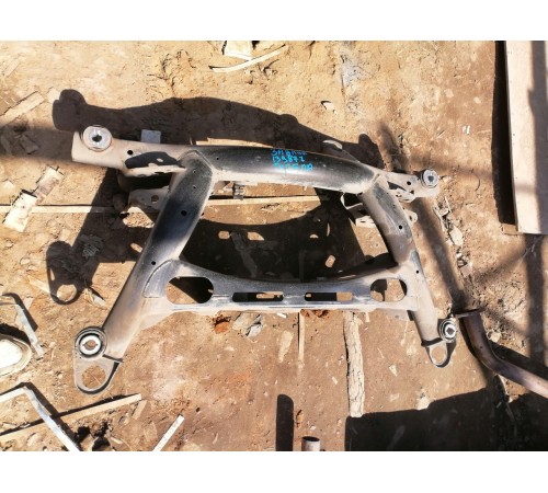 Подрамник подвески задний, балка