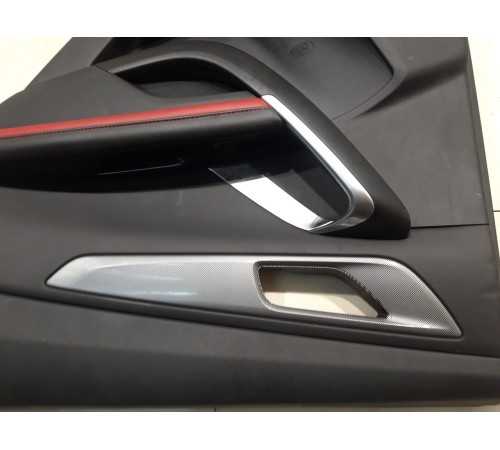 Обшивка двери (задняя, правая)