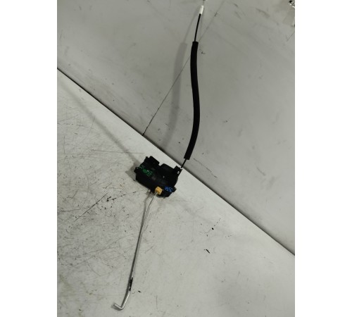 Замок двери передний правый