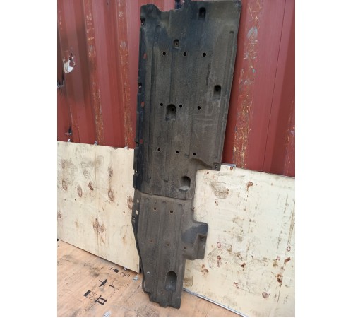 Защита антигравийная левая