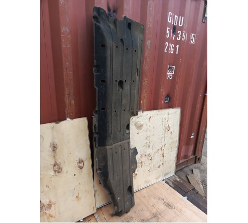 Защита антигравийная левая