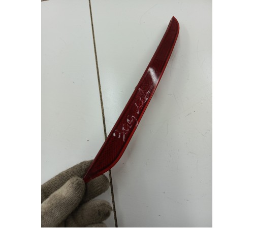 Светоотражатель катафот заднего бампера левый