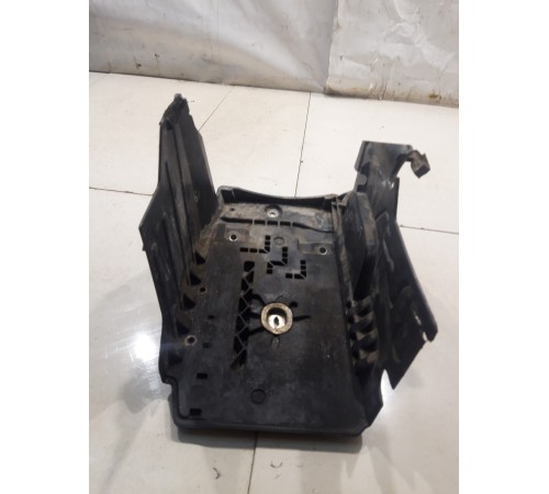 Крепление (корпус) аккумулятора