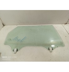 Стекло двери заднее правое