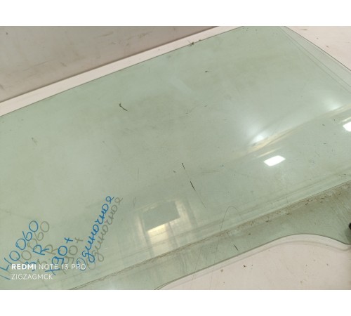 Стекло двери заднее правое