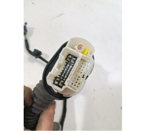 Электропроводка двери передняя правая