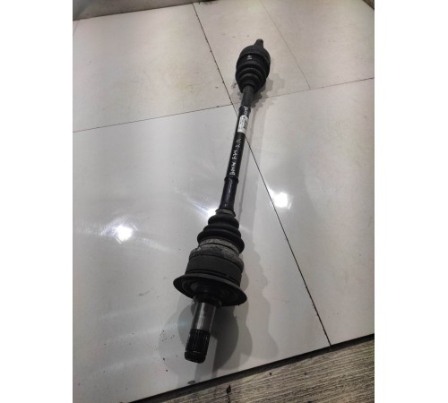 Привод (полуось) (задний, правый)