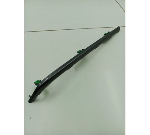 Накладка торпедо декоративная левая