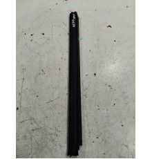 Уплотнитель стекла (задний левый внутренний)