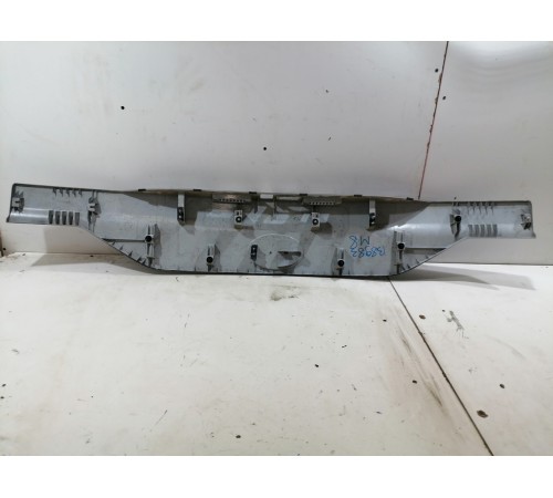 Накладка крышки багажника,декоративная