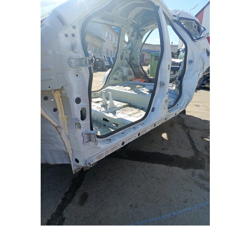 Порог со стойкой левый