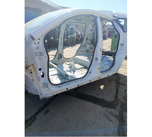 Порог со стойкой левый