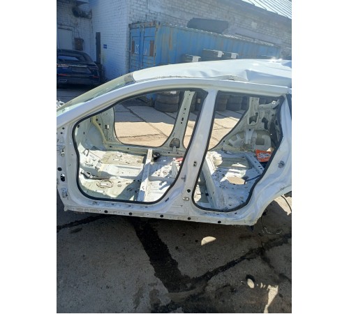 Порог со стойкой левый