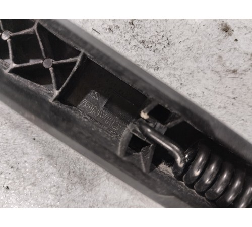 Поводок стеклоочистителя задний