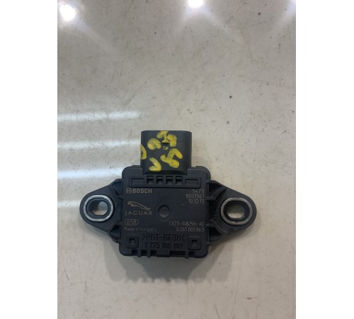 Датчик ускорения