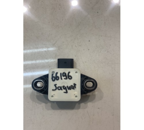 Датчик ускорения