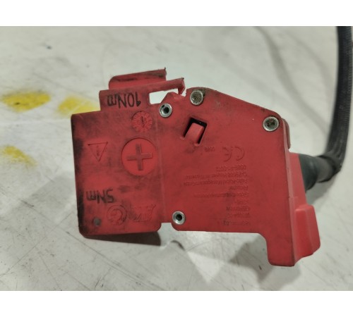 Клемма (провод) аккумулятора плюсовая