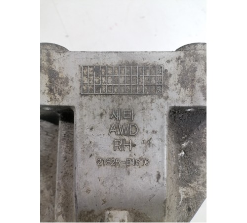 Кронштейн двигателя правый